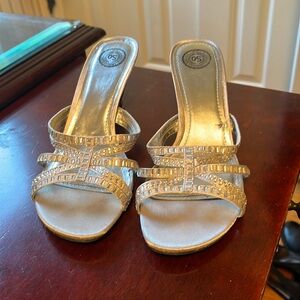Authentic American heritage, silver sandals
